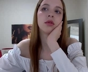 stacyfloyd is a 18 year old female webcam sex model.