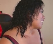 amaphola_ is a 29 year old female webcam sex model.