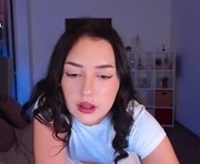 alexa_2007 is a 18 year old female webcam sex model.
