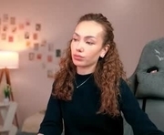 branchwithflowers is a 18 year old female webcam sex model.