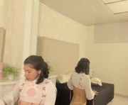 leamoreau__ is a  year old female webcam sex model.