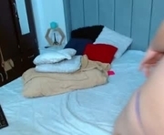 sabri_ross10 is a 21 year old female webcam sex model.