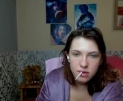 reginasmilee is a 24 year old female webcam sex model.