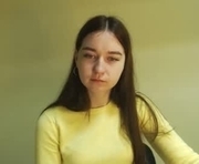 gabby_di is a 23 year old female webcam sex model.