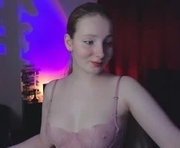 miss_ida is a 19 year old female webcam sex model.