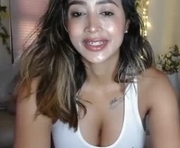 nycole_1988 is a 28 year old female webcam sex model.
