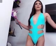 arhyanna_white is a  year old shemale webcam sex model.
