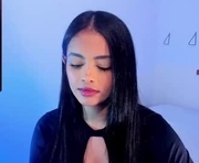 greys_gtan is a 19 year old female webcam sex model.