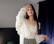 lost_mymind is a 18 year old female webcam sex model.