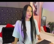 billye_eilish is a 32 year old female webcam sex model.