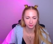 eva_oliviaa is a 22 year old female webcam sex model.