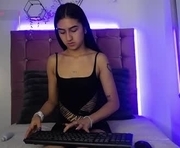 _sweet_sinner__ is a 19 year old female webcam sex model.