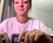lovelladeboer is a 18 year old female webcam sex model.