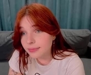 valeriejackson_ is a 18 year old female webcam sex model.