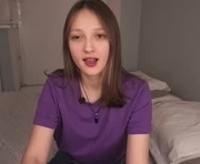 lucilacapinpin is a 18 year old female webcam sex model.