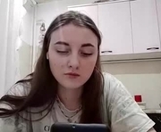 jeniffervaneck is a 18 year old female webcam sex model.