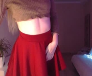 uwuxo is a 21 year old female webcam sex model.