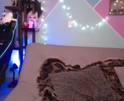 neko_elaine is a 25 year old female webcam sex model.