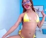 hanna_chris is a 20 year old female webcam sex model.