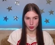 honeyynancyy is a 21 year old female webcam sex model.