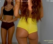 sophydiva is a 26 year old female webcam sex model.