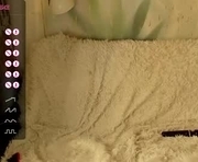 kate_jenny_ is a 99 year old female webcam sex model.