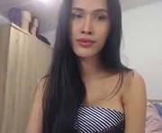 bee_thai is a 27 year old shemale webcam sex model.