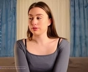 pollyallston is a 18 year old female webcam sex model.
