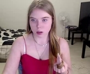 kitten_jenny01 is a 21 year old female webcam sex model.