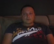 dziabongus is a 40 year old male webcam sex model.