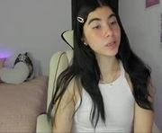 cyber_lizz is a 18 year old female webcam sex model.