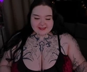 gotic_pie is a 20 year old female webcam sex model.