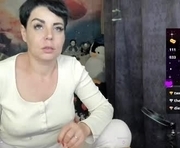 erotic_dessire is a 41 year old female webcam sex model.