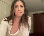 lilbi85_ is a  year old female webcam sex model.