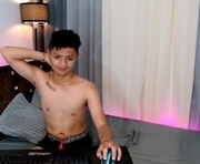 hi_im_jelai is a 30 year old couple webcam sex model.