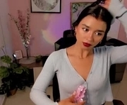 kendal_jenerr is a 18 year old female webcam sex model.