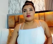 iris_quinn_ is a 18 year old female webcam sex model.