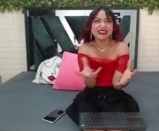 lianasmith_ is a 18 year old female webcam sex model.