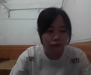 girlbaee is a 19 year old female webcam sex model.