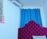 ninna_dee is a 30 year old female webcam sex model.
