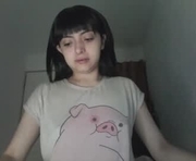 finnky1 is a 19 year old female webcam sex model.