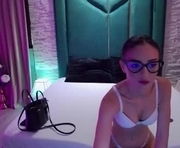 feetvibe is a 29 year old female webcam sex model.