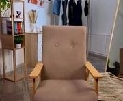 ileanathatch is a 18 year old female webcam sex model.