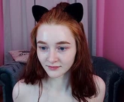 nancy_winter is a 19 year old female webcam sex model.