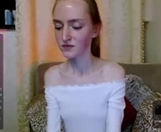 melisakas is a 18 year old female webcam sex model.