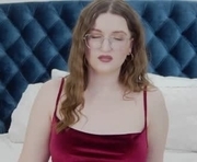 heatherperezz is a  year old female webcam sex model.