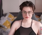 cybersamuraii is a 24 year old female webcam sex model.