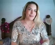 alezzafox is a  year old female webcam sex model.