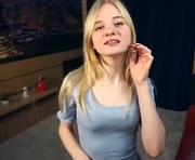 phyllisearney is a 18 year old female webcam sex model.
