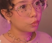 piinkcat is a 18 year old female webcam sex model.